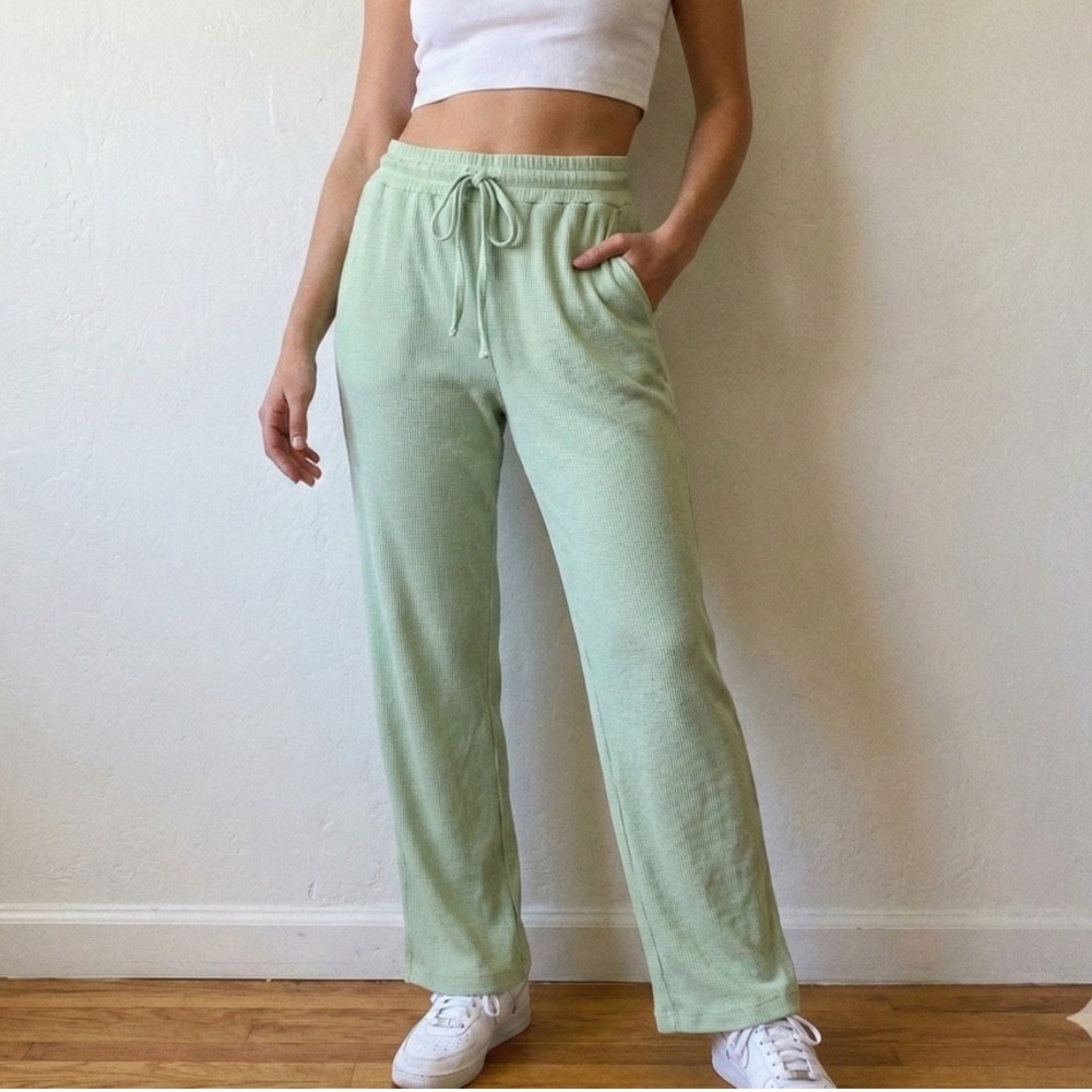 Daily Drills Thermal Resort Mint Green Pants